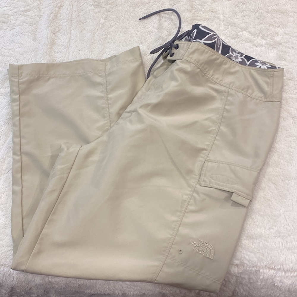 North Face Capris - Picture 4 of 7
